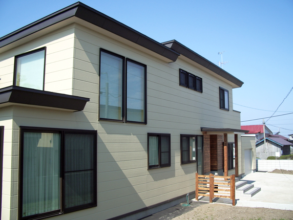 木造免震住宅 外観写真2